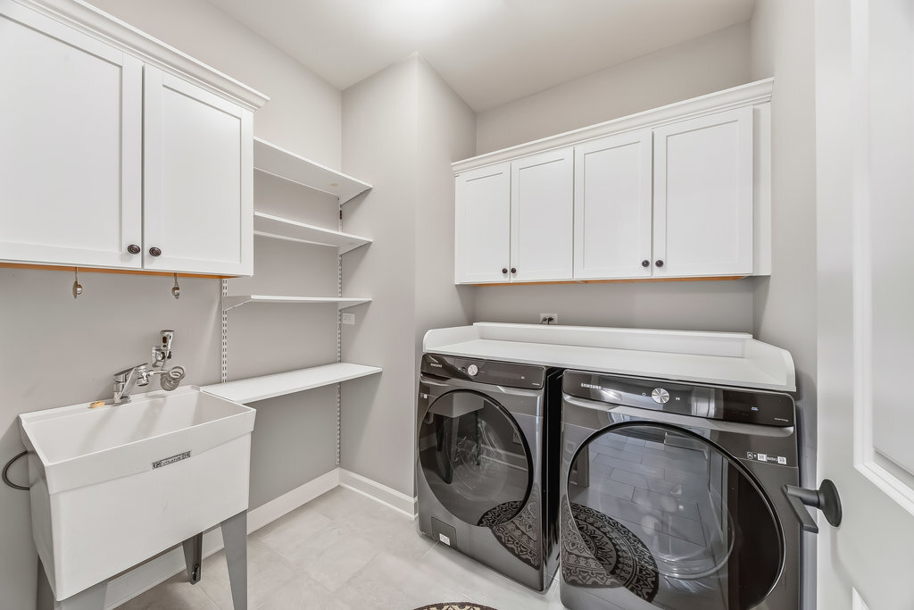 1409 Notting Hill Drive, Lemont, IL 60439