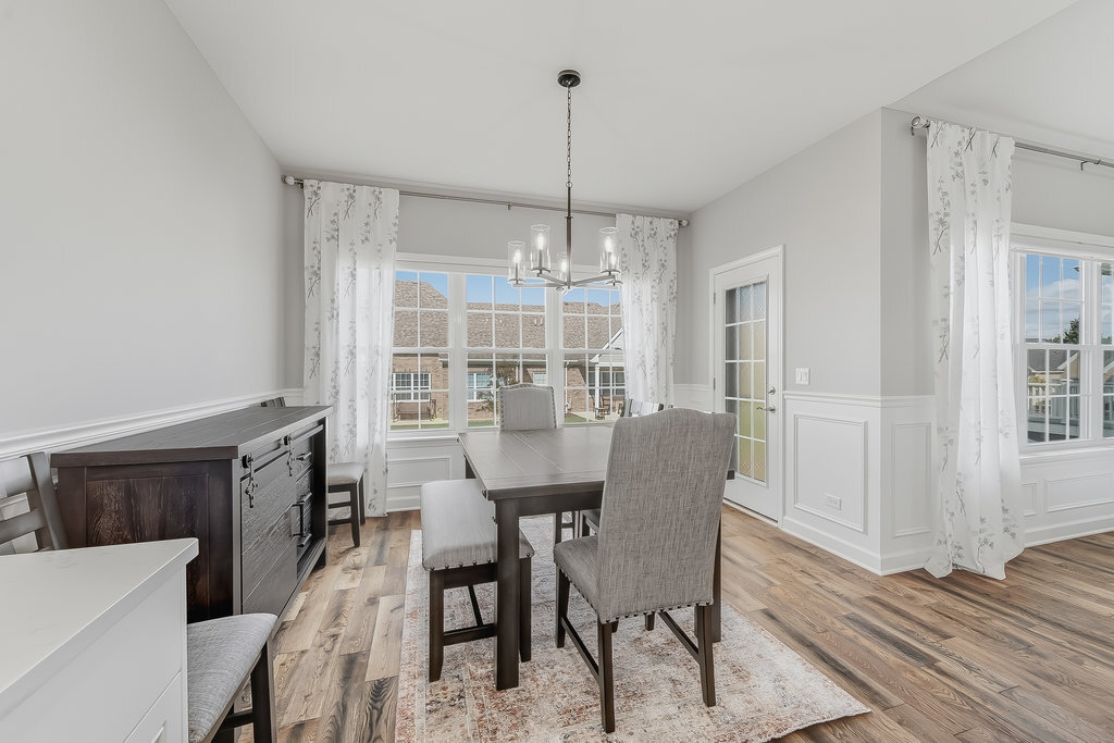 1409 Notting Hill Drive, Lemont, IL 60439