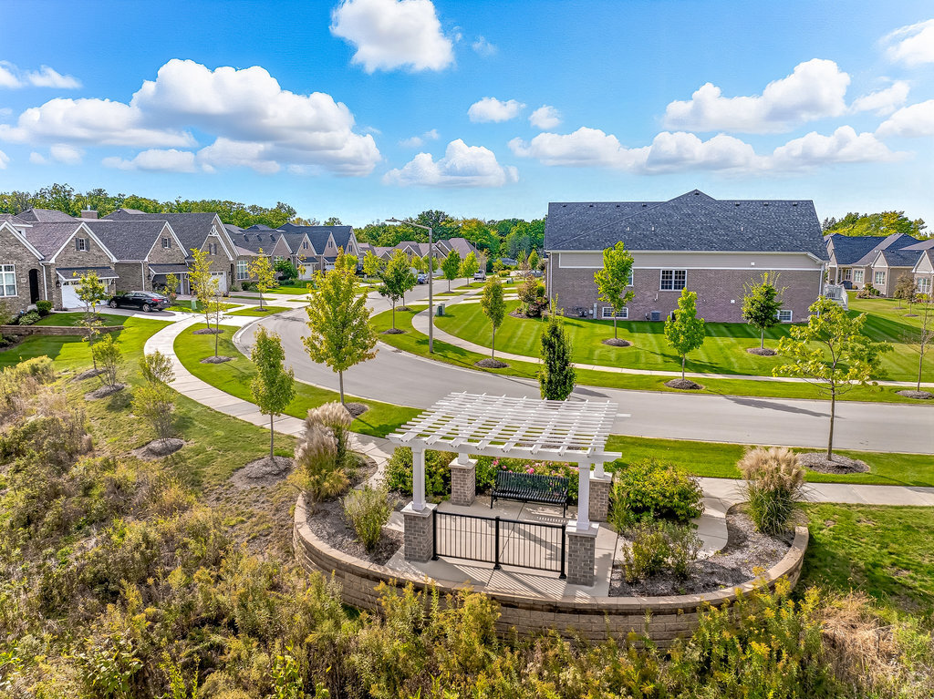 1409 Notting Hill Drive, Lemont, IL 60439