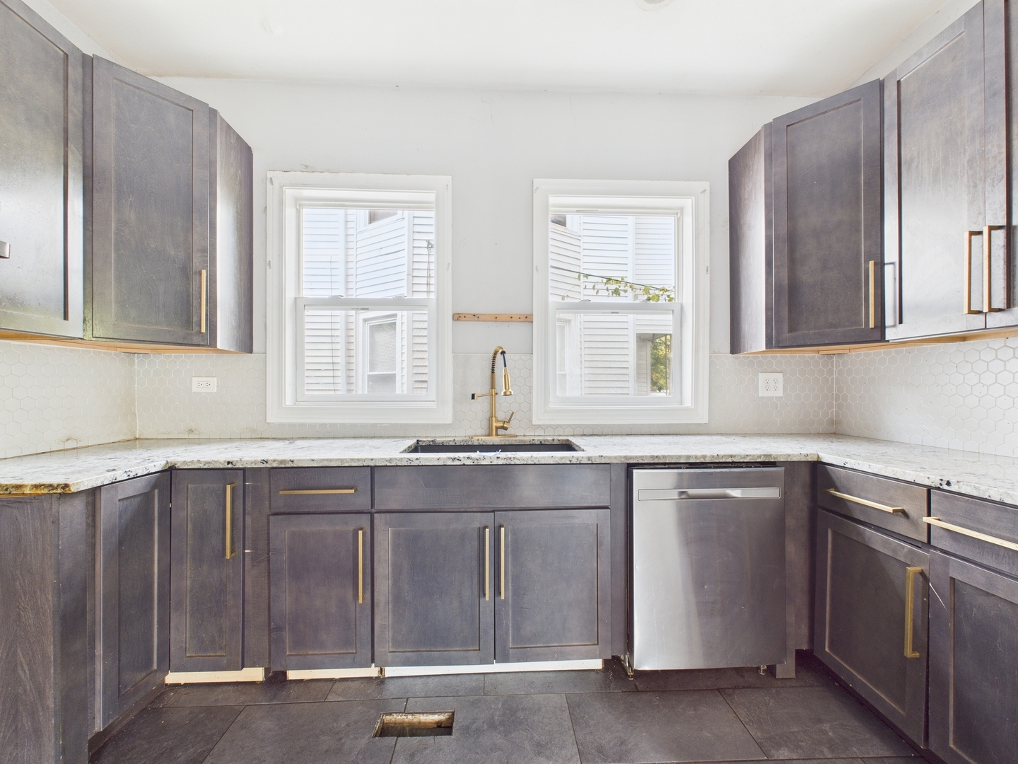 12039 S Yale Avenue, Chicago, IL 60628