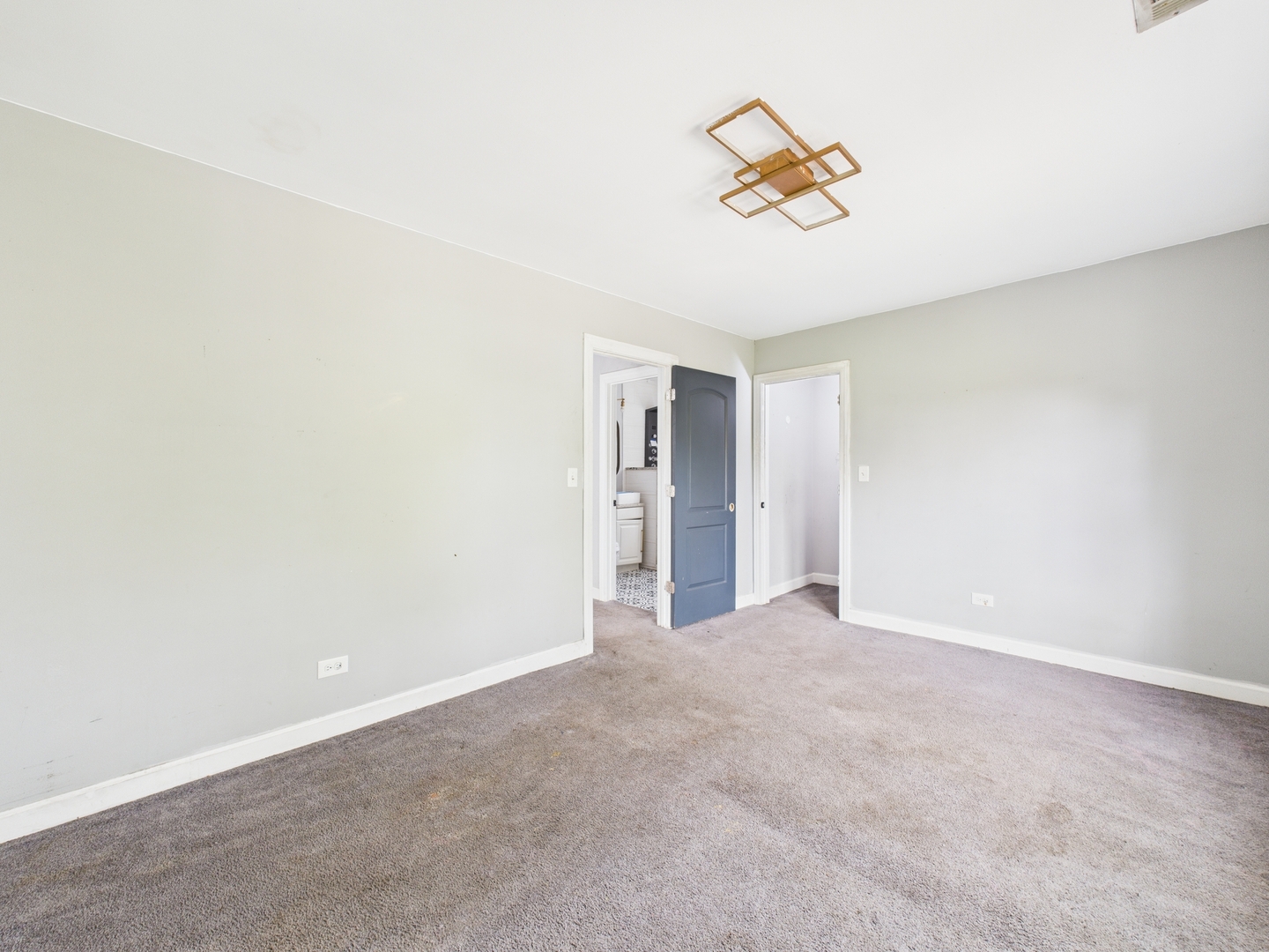 12039 S Yale Avenue, Chicago, IL 60628