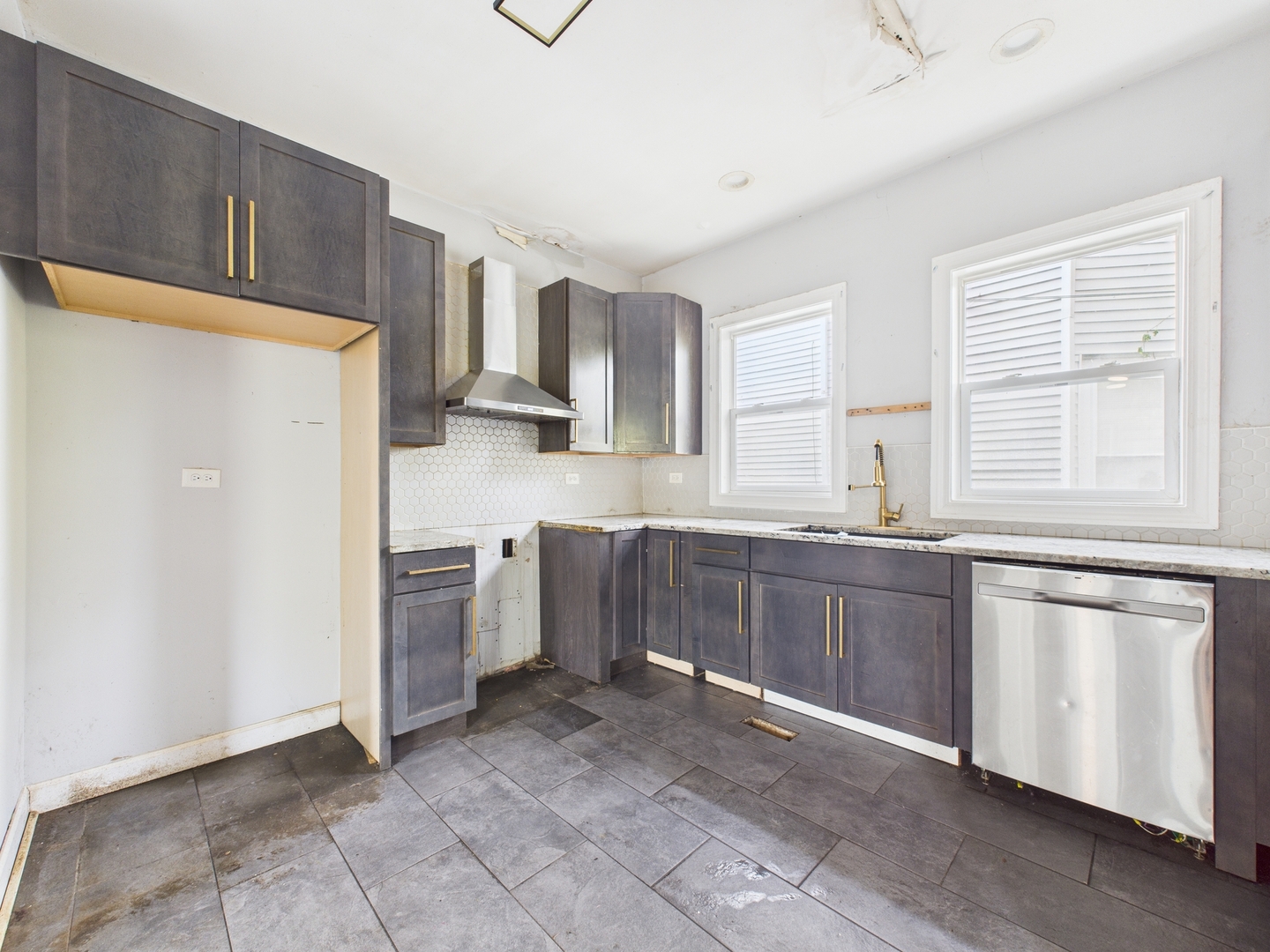 12039 S Yale Avenue, Chicago, IL 60628