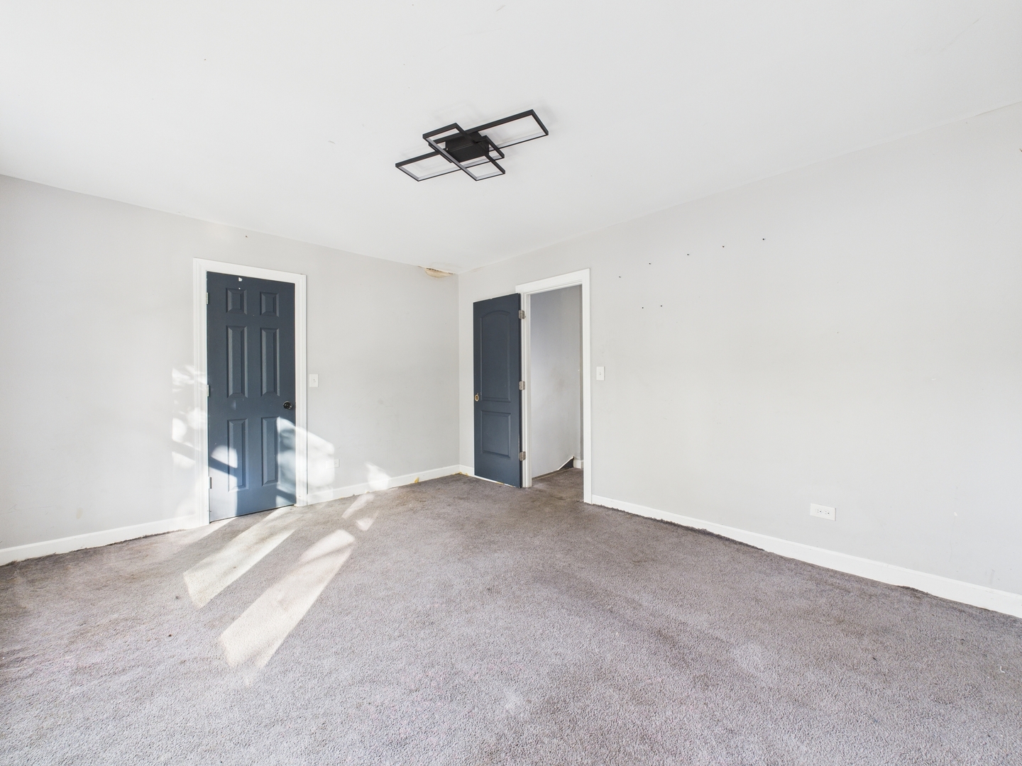 12039 S Yale Avenue, Chicago, IL 60628