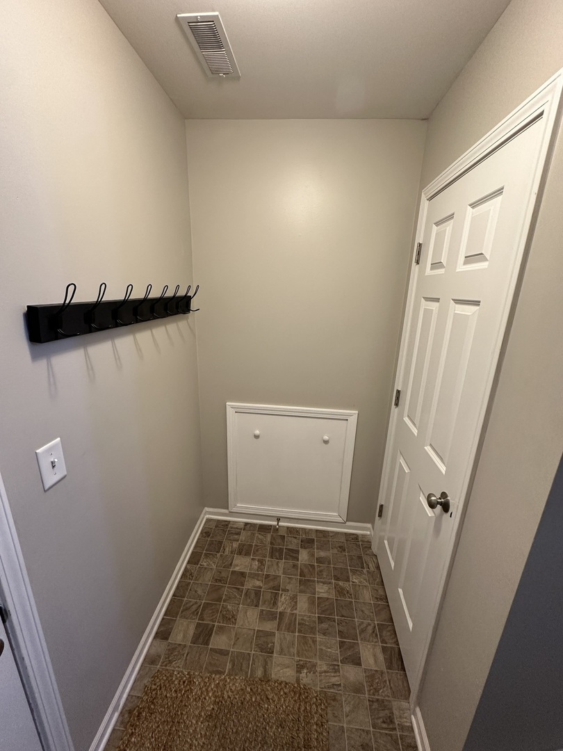 15371 Sheffield Square Parkway, Orland Park, IL 60462