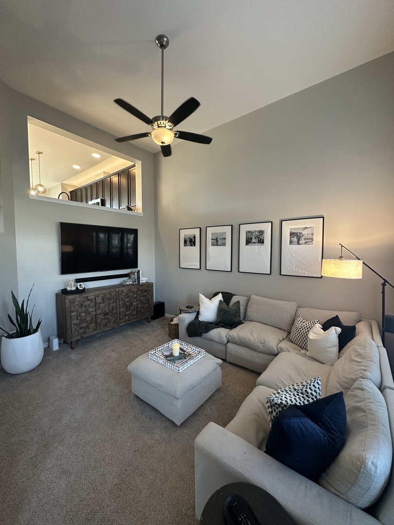 15371 Sheffield Square Parkway, Orland Park, IL 60462