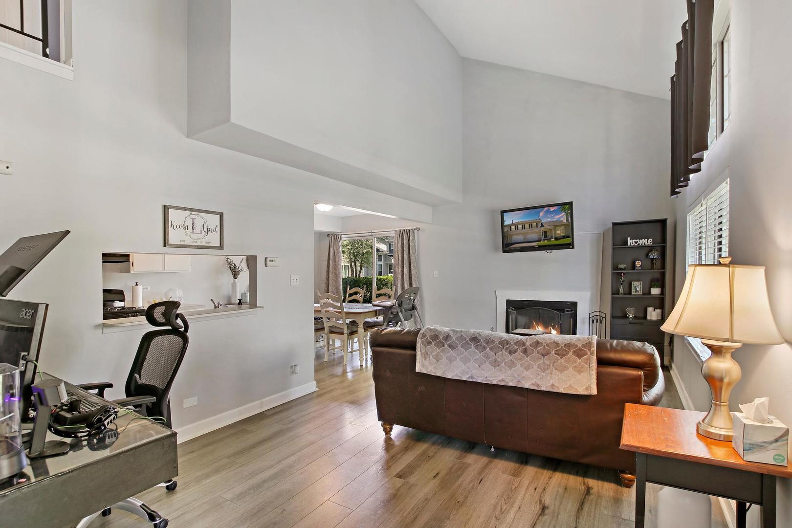 257 Butternut Lane, Streamwood, IL 60107