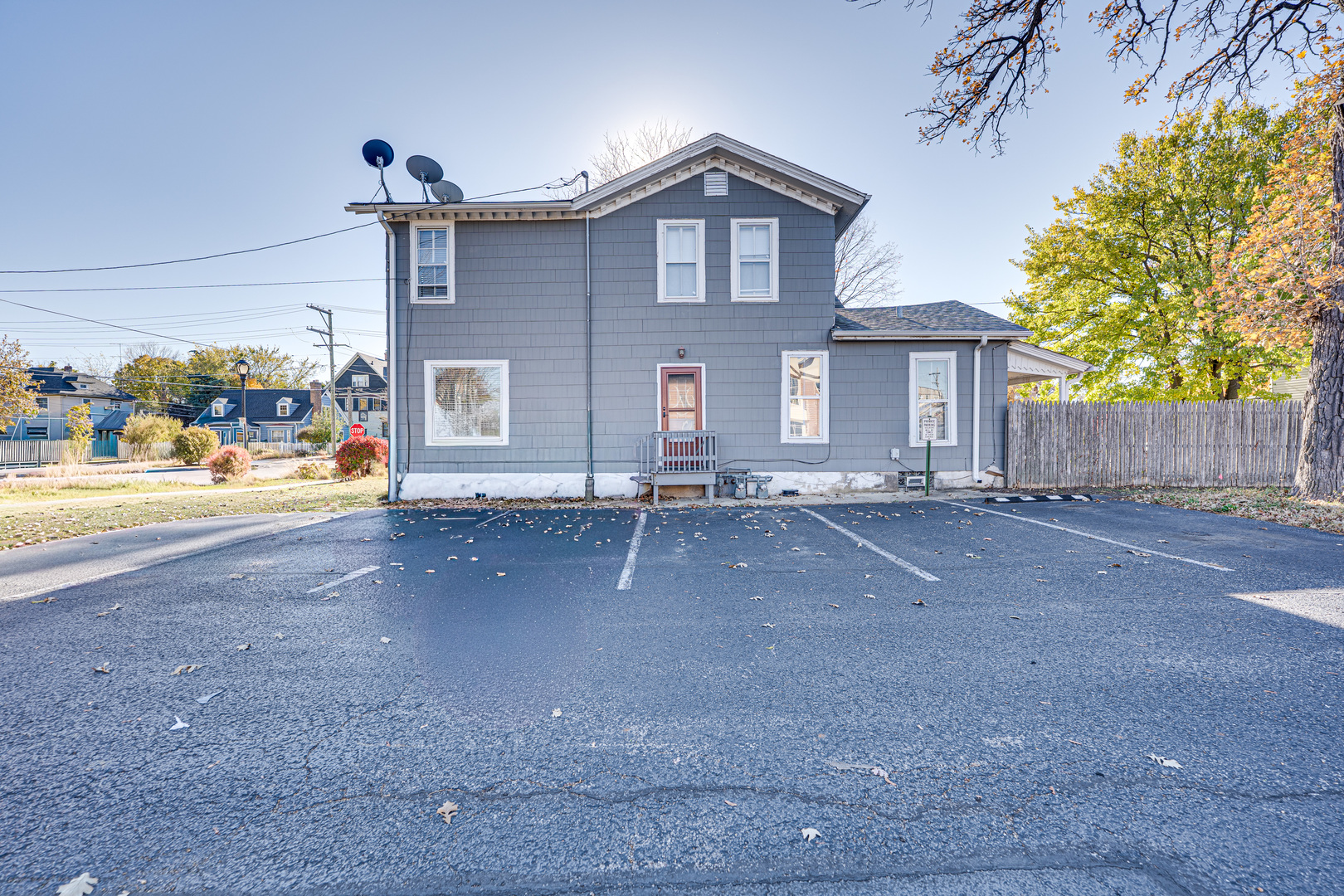 79 S 4th Street #2, Aurora, IL 60505