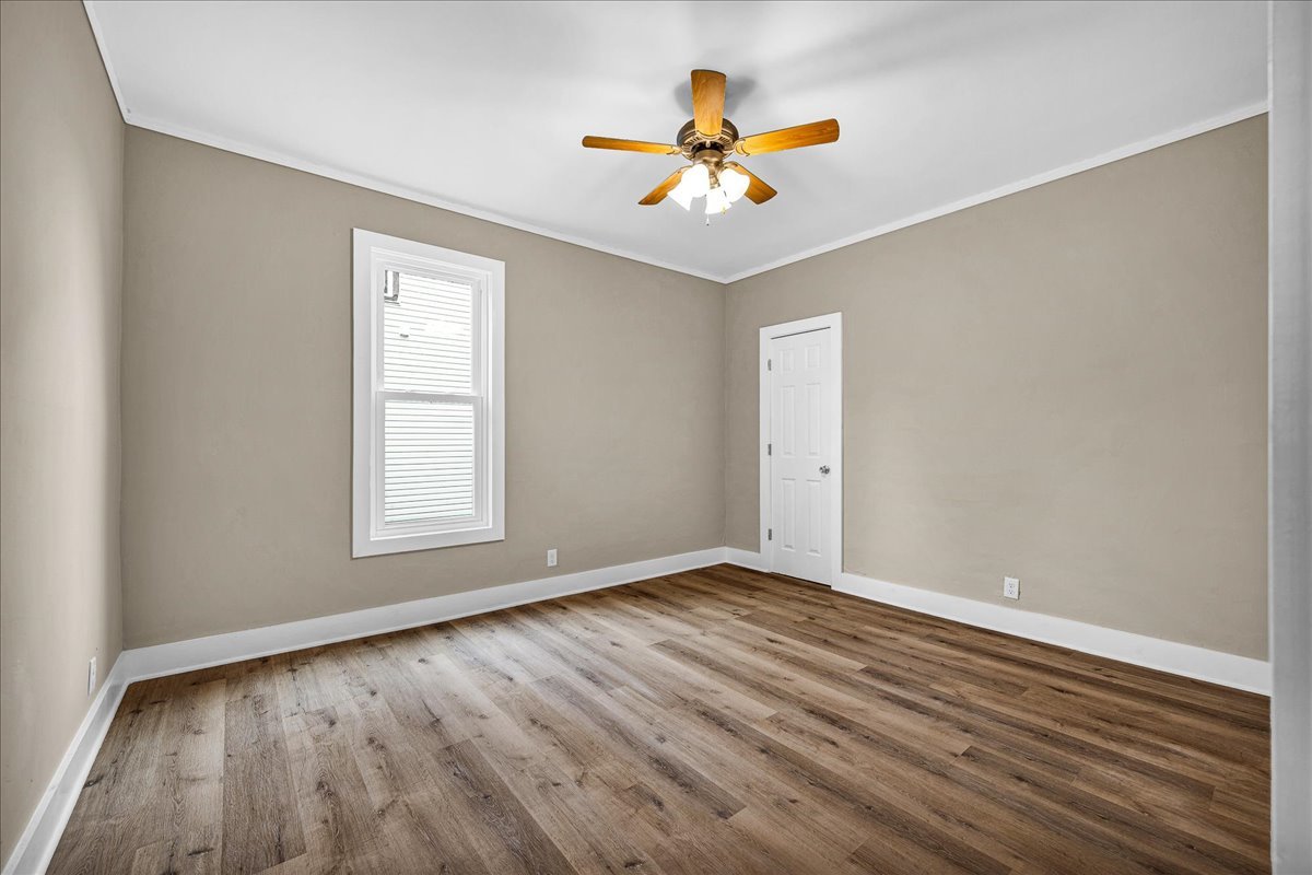 222 W Chestnut Street, Hoopeston, IL 60942