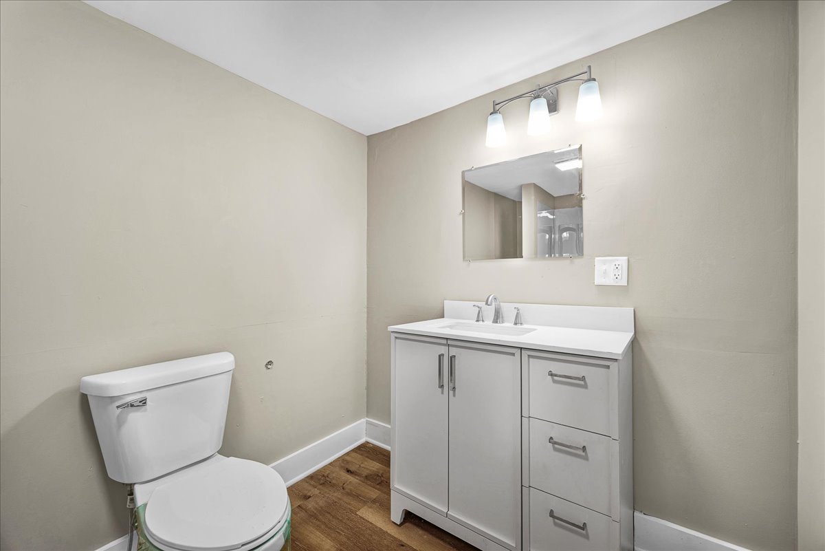 222 W Chestnut Street, Hoopeston, IL 60942