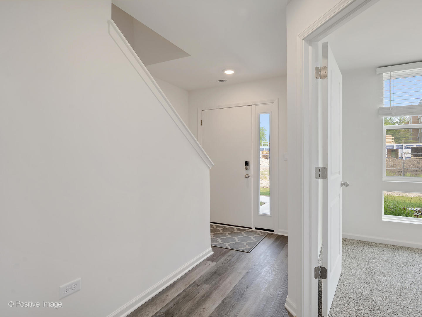 317 Summit Circle, Lombard, IL 60148