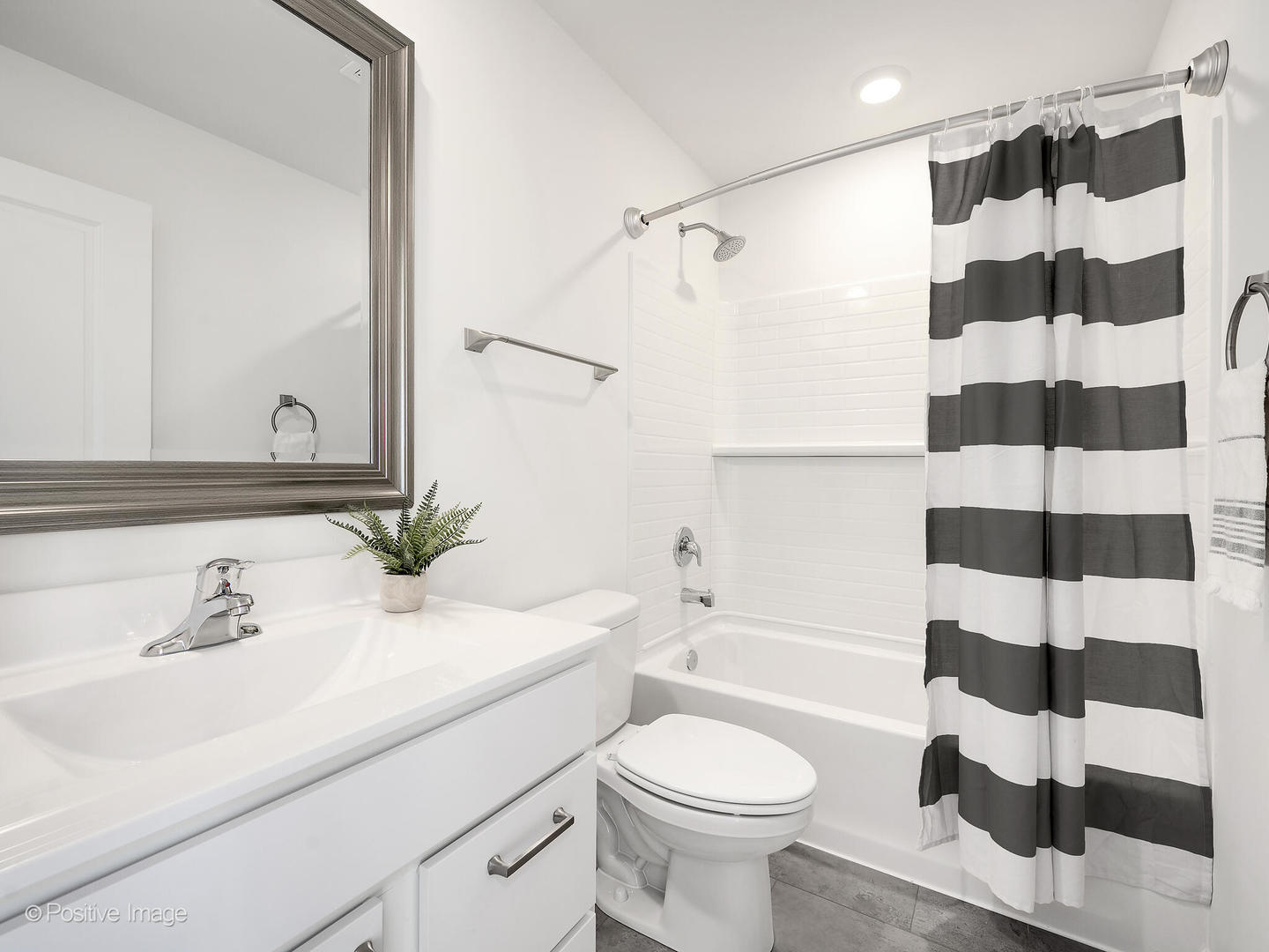 317 Summit Circle, Lombard, IL 60148