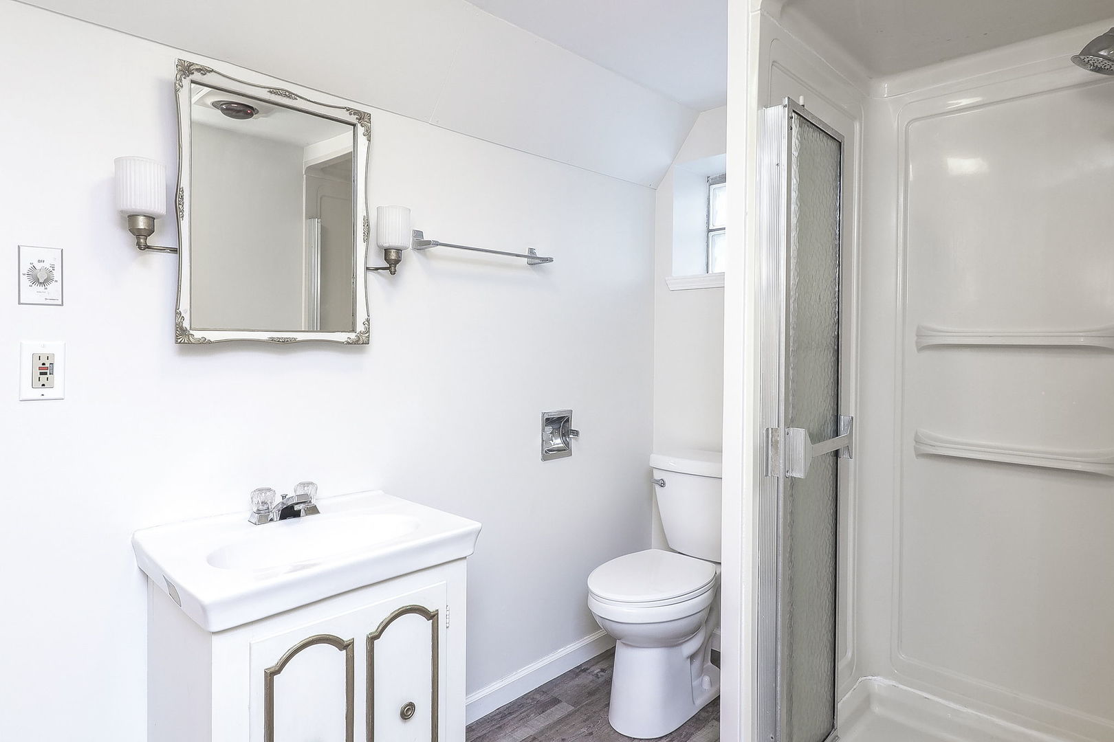 3210 Madison Avenue, Brookfield, IL 60513