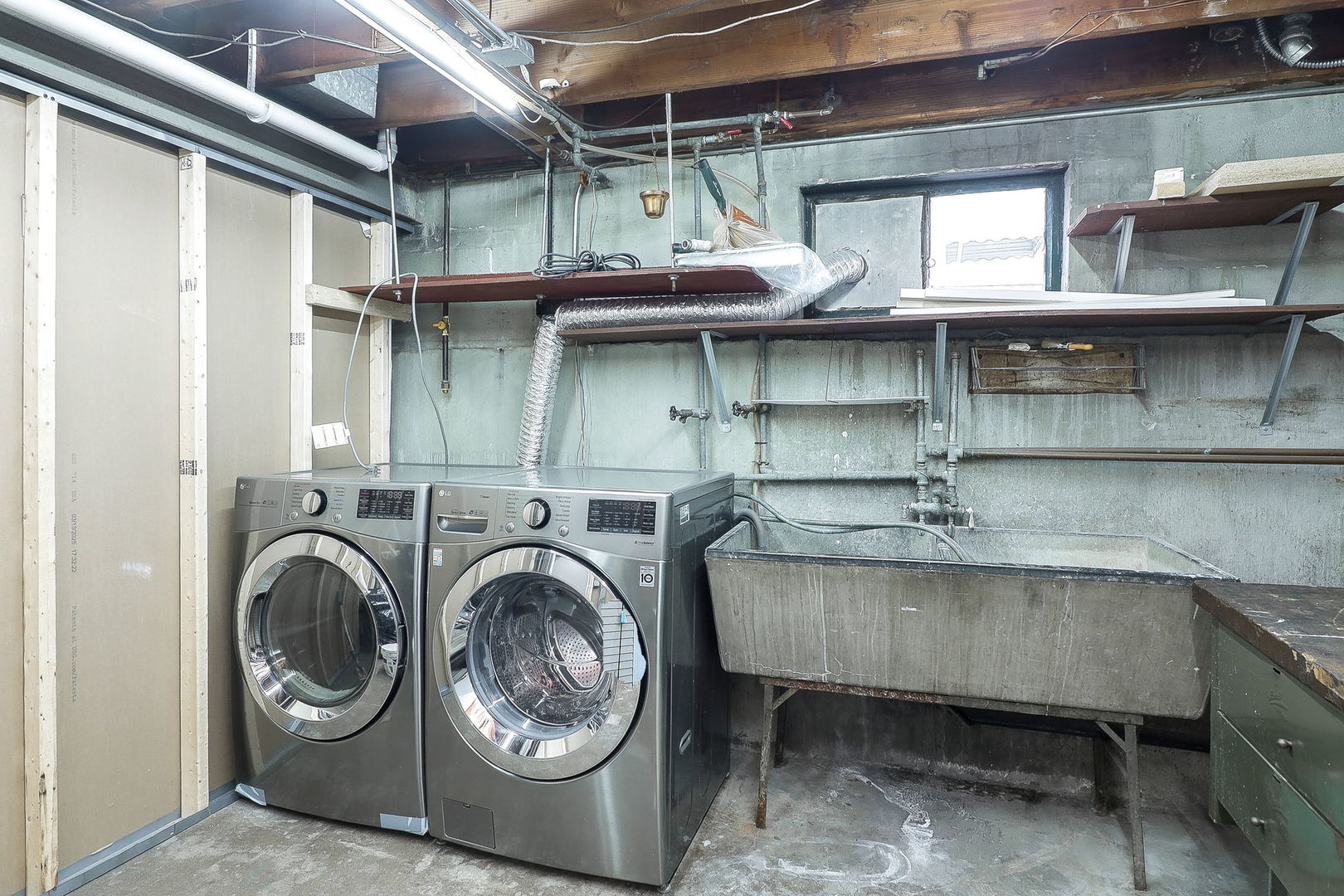 3210 Madison Avenue, Brookfield, IL 60513