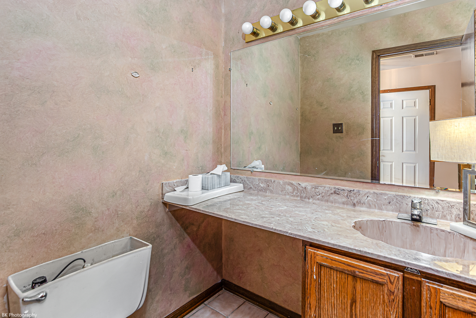 7140 Olde Gatehouse Road, Tinley Park, IL 60477