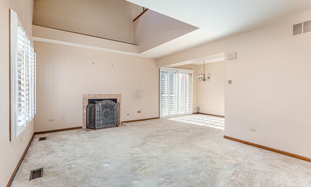 7140 Olde Gatehouse Road, Tinley Park, IL 60477