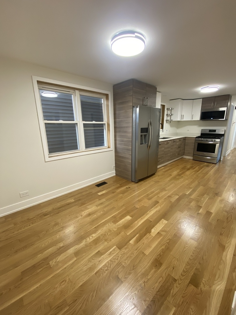 3270 N Elston Avenue #1, Chicago, IL 60618