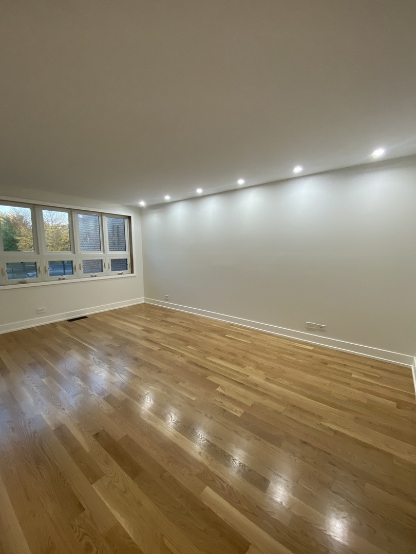 3270 N Elston Avenue #1, Chicago, IL 60618