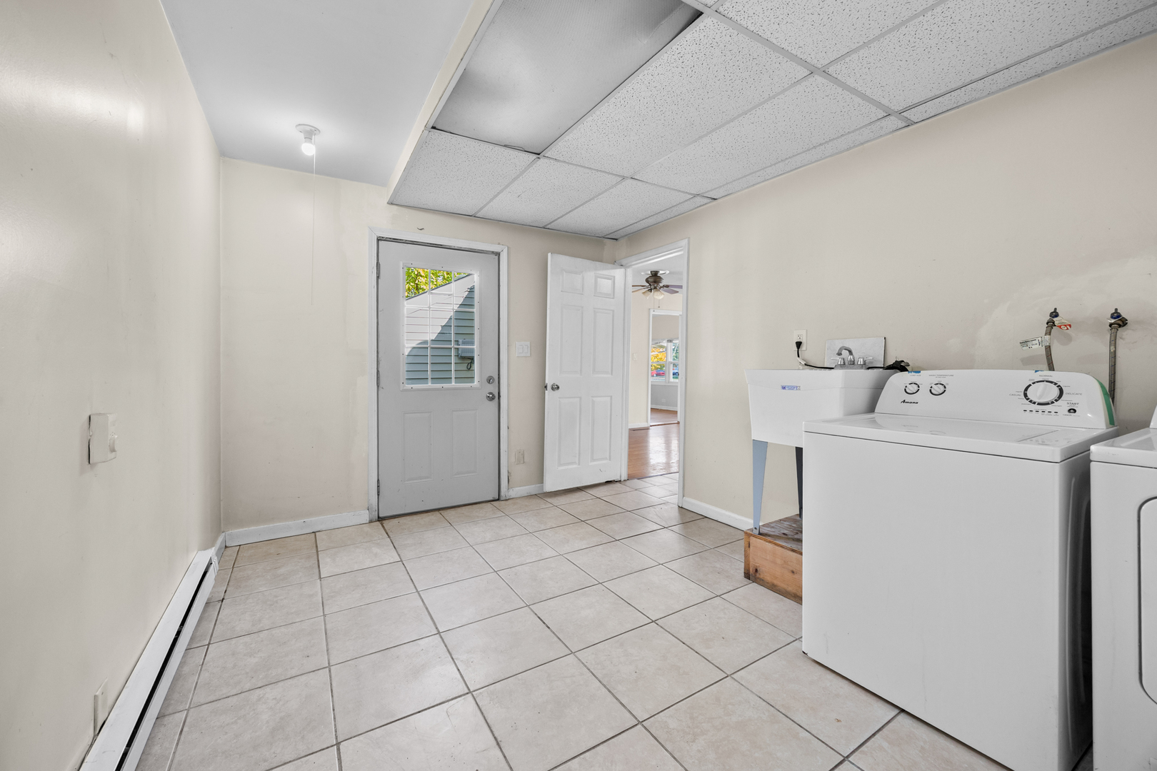 1020 S Park Boulevard, Streamwood, IL 60107