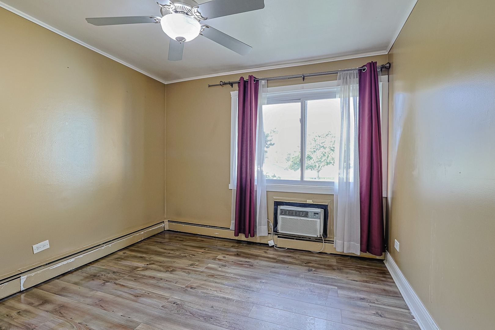 9446 Dee Road #2F, Des Plaines, IL 60016