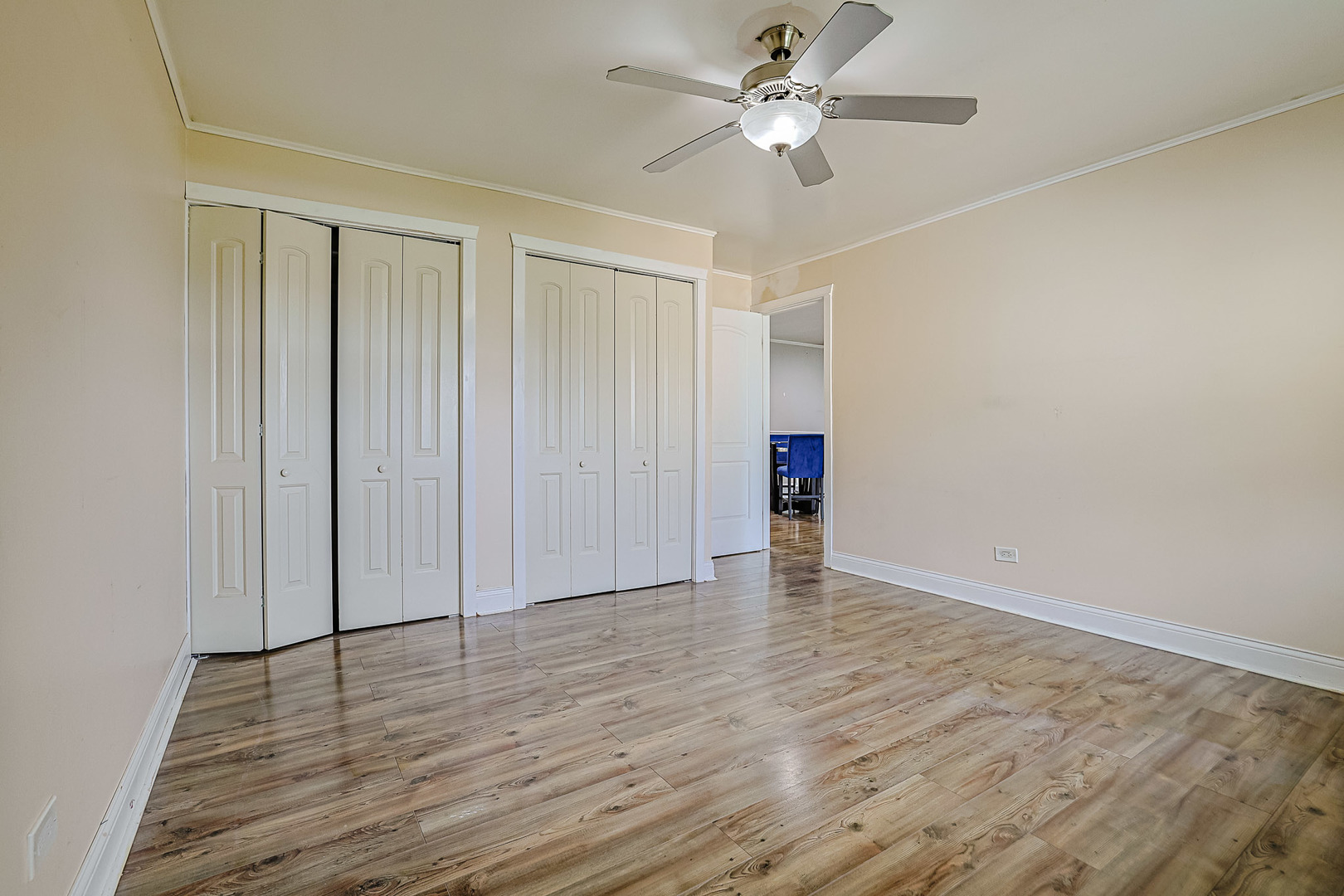 9446 Dee Road #2F, Des Plaines, IL 60016