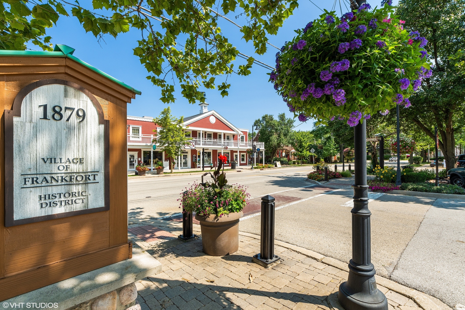 9724 Folkers Drive, Frankfort, IL 60423