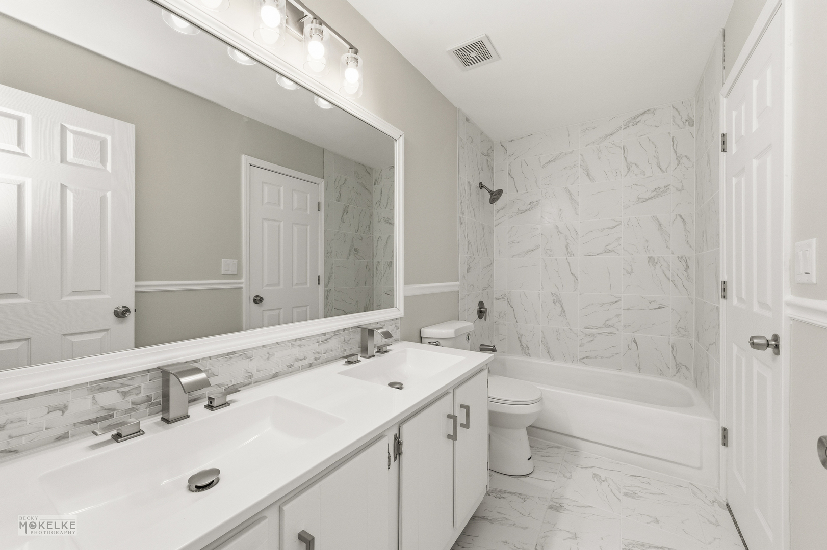 612 Melissa Drive, Bolingbrook, IL 60440