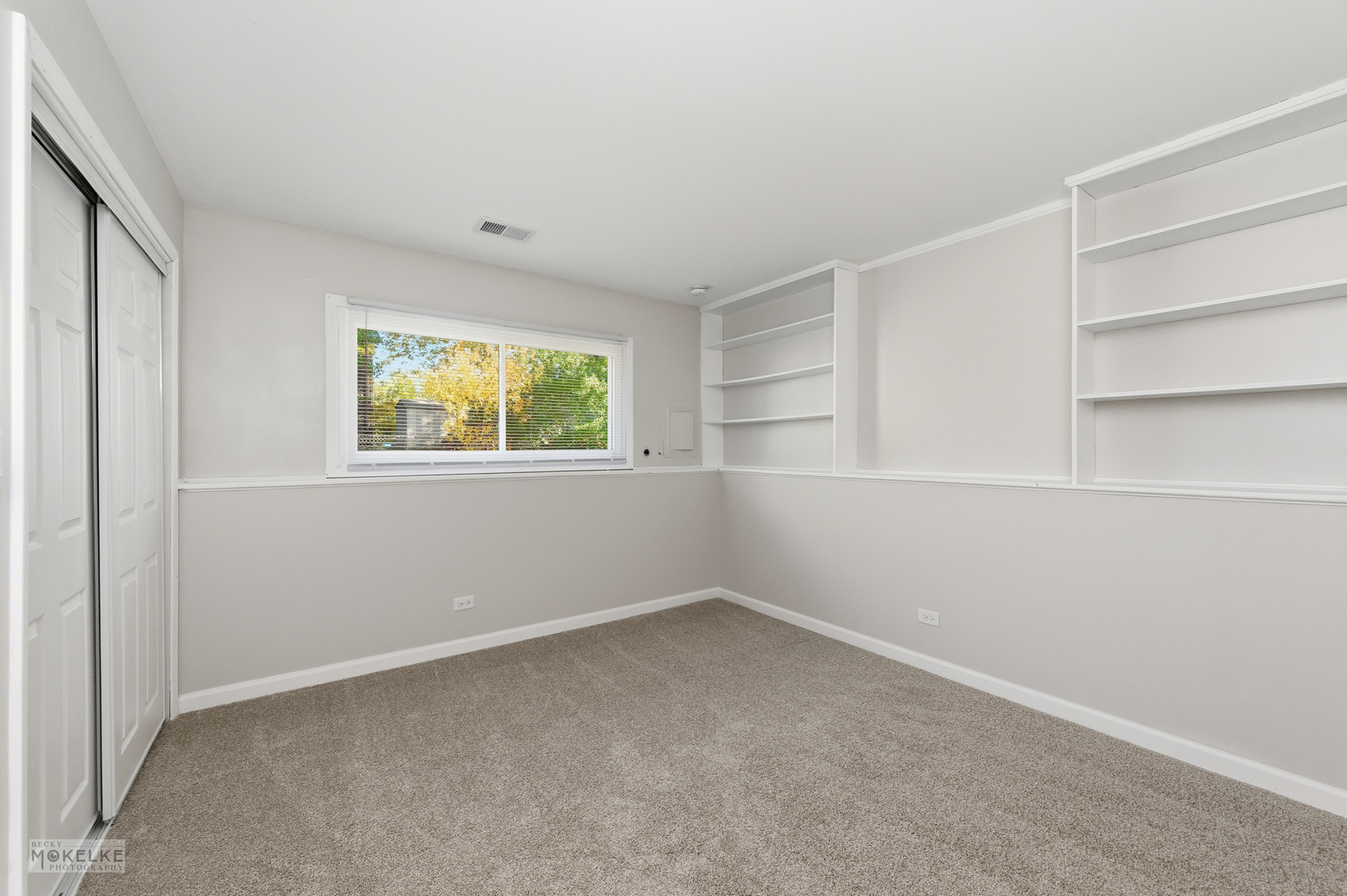 612 Melissa Drive, Bolingbrook, IL 60440