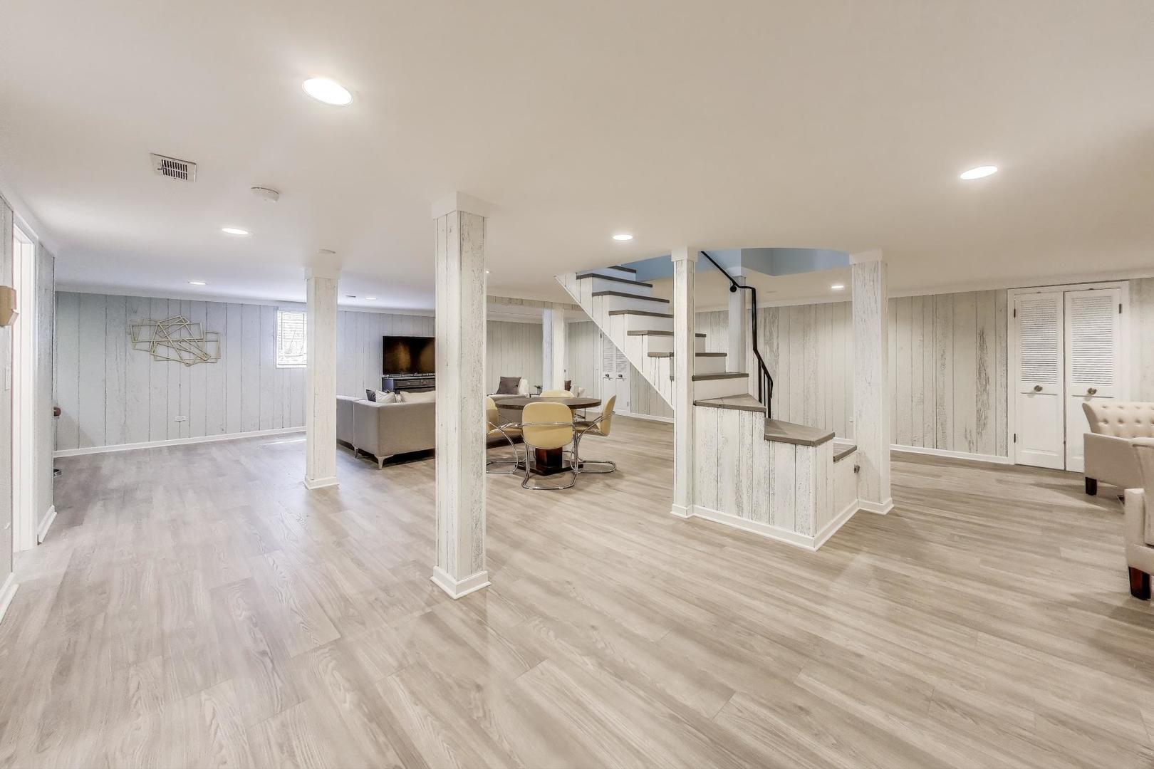 2408 Cumberland Circle, Long Grove, IL 60047