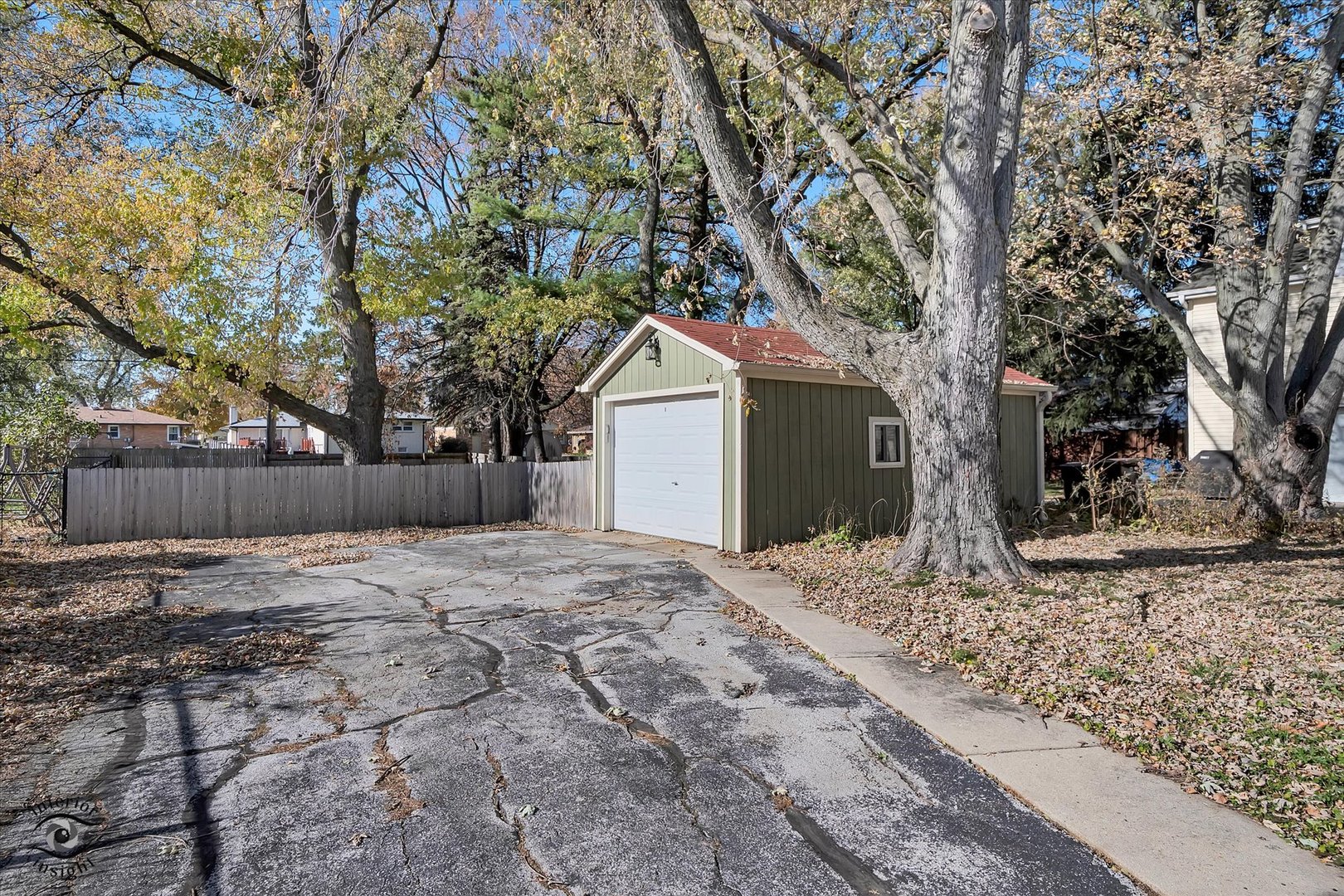 17240 68th Court, Tinley Park, IL 60477