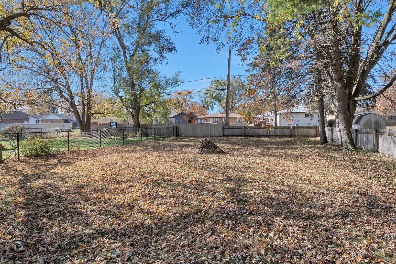 17240 68th Court, Tinley Park, IL 60477