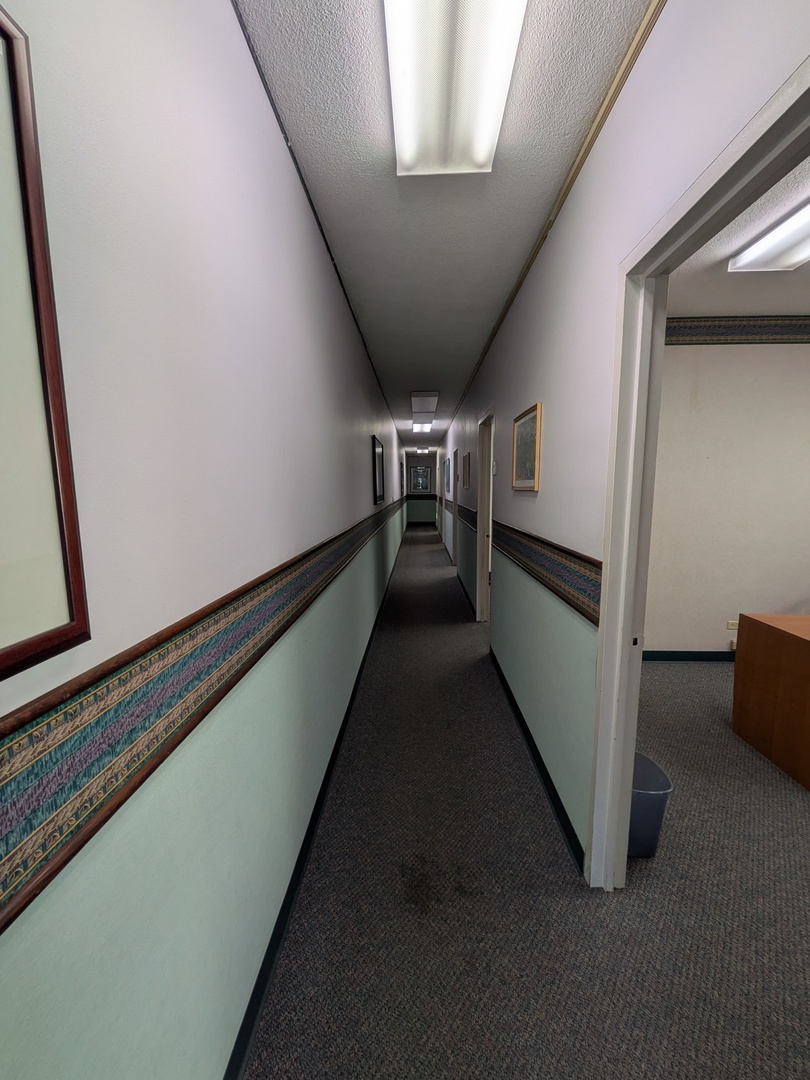 5781 N Lincoln Avenue, Chicago, IL 60659