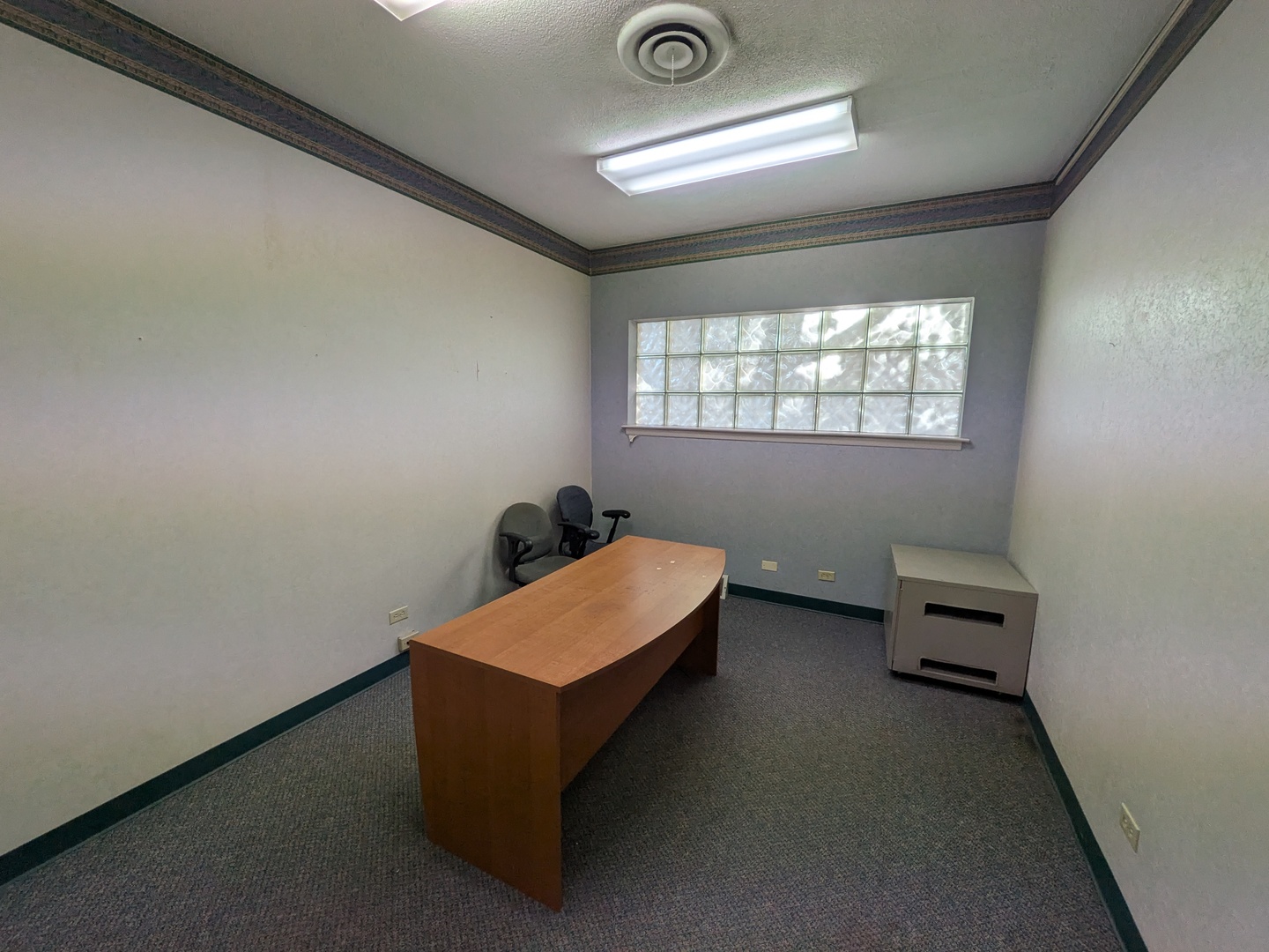 5781 N Lincoln Avenue, Chicago, IL 60659