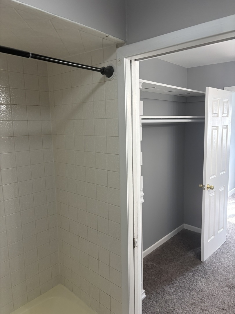 787 Wilson Avenue #10, Glen Ellyn, IL 60137