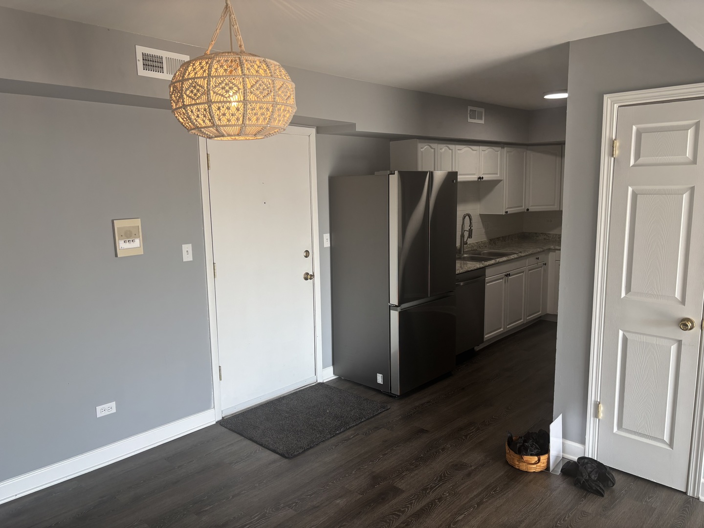 787 Wilson Avenue #10, Glen Ellyn, IL 60137