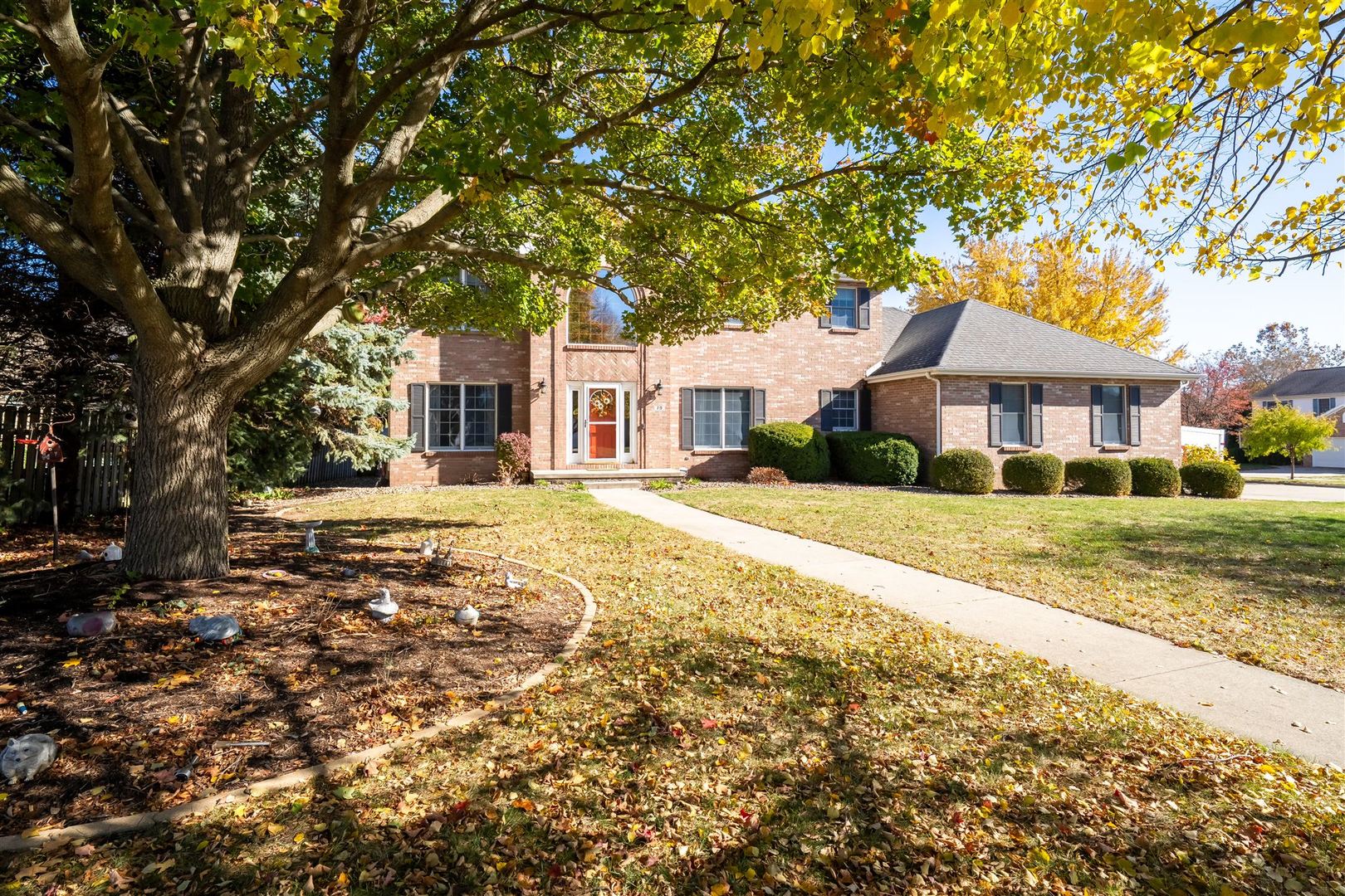 Bloomington, IL 61704