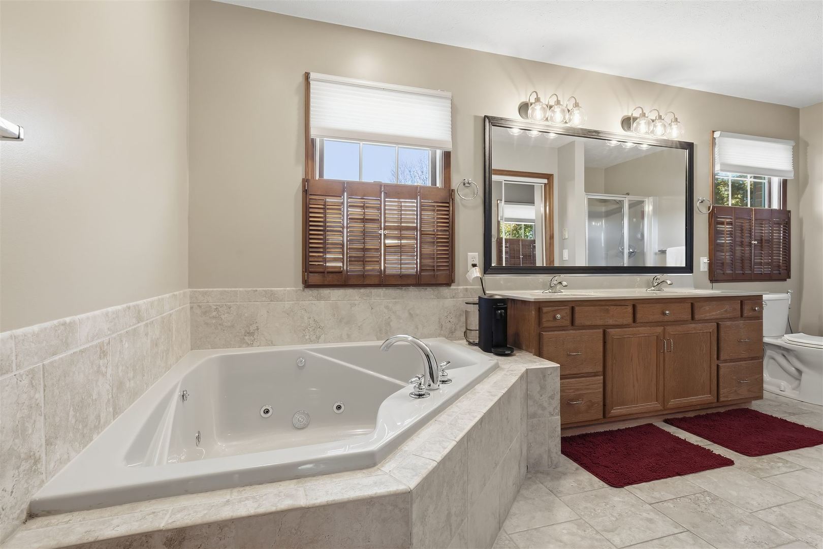 Bloomington, IL 61704