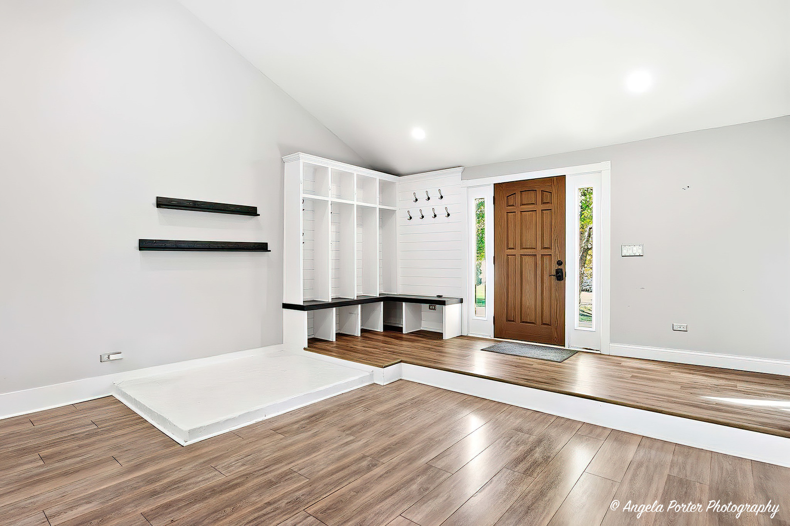 37048 N Lawrence Drive, Lake Villa, IL 60046