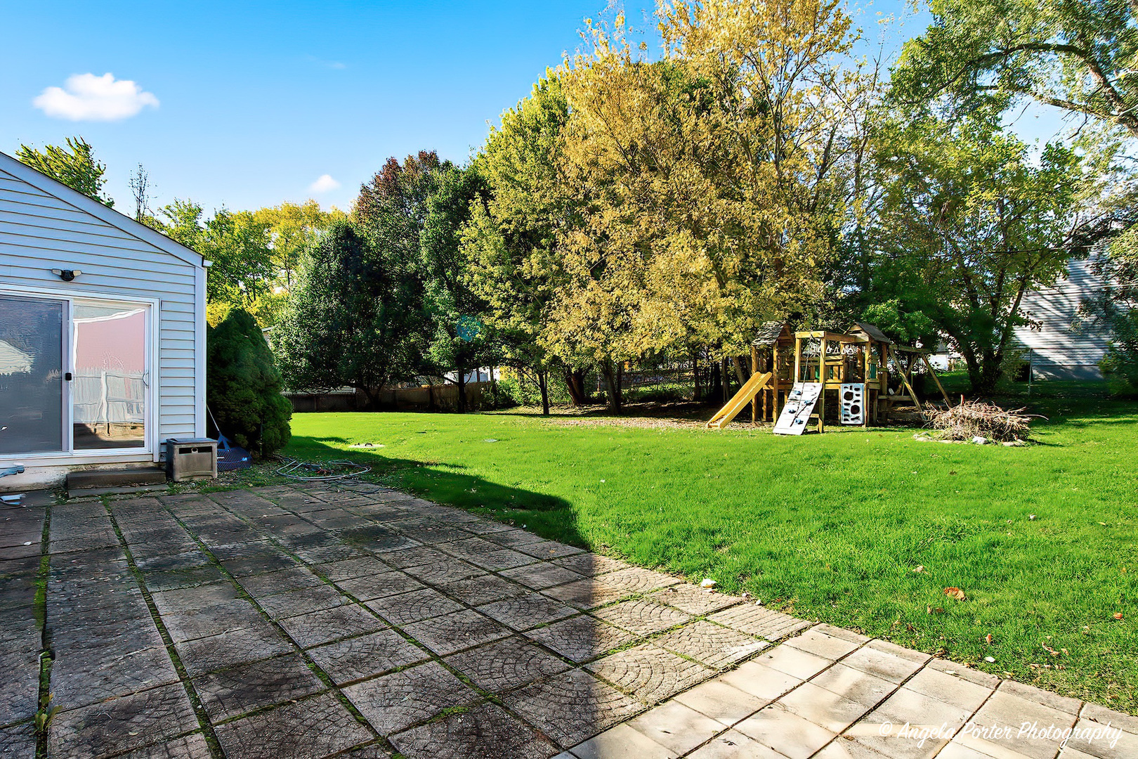 37048 N Lawrence Drive, Lake Villa, IL 60046