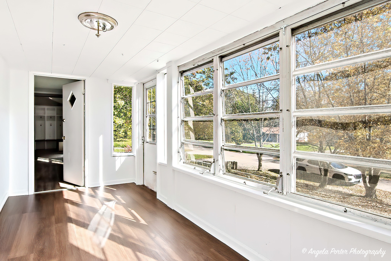 37048 N Lawrence Drive, Lake Villa, IL 60046