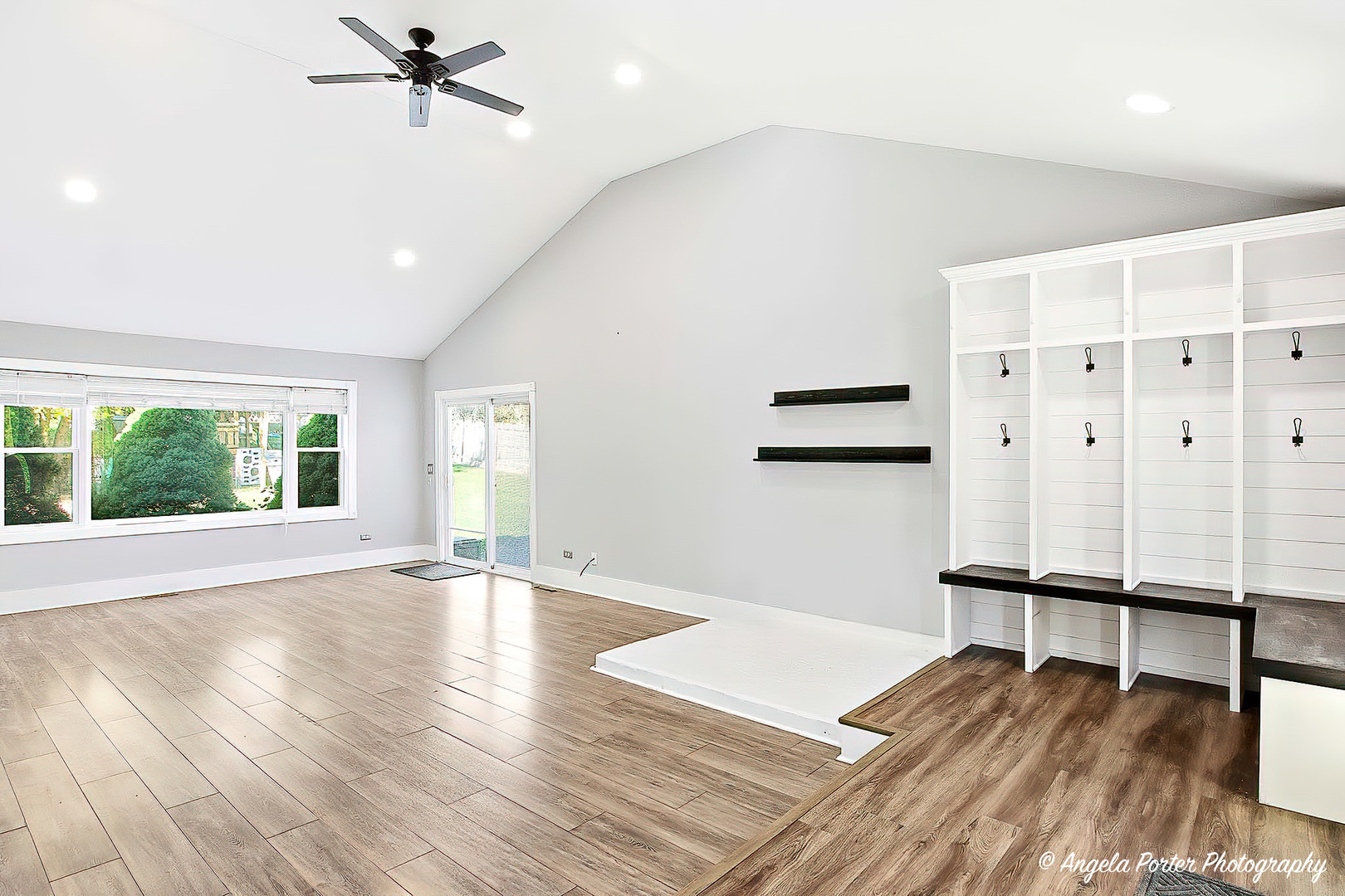 37048 N Lawrence Drive, Lake Villa, IL 60046