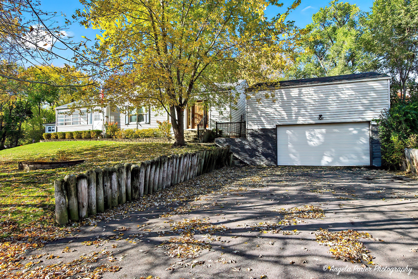 37048 N Lawrence Drive, Lake Villa, IL 60046