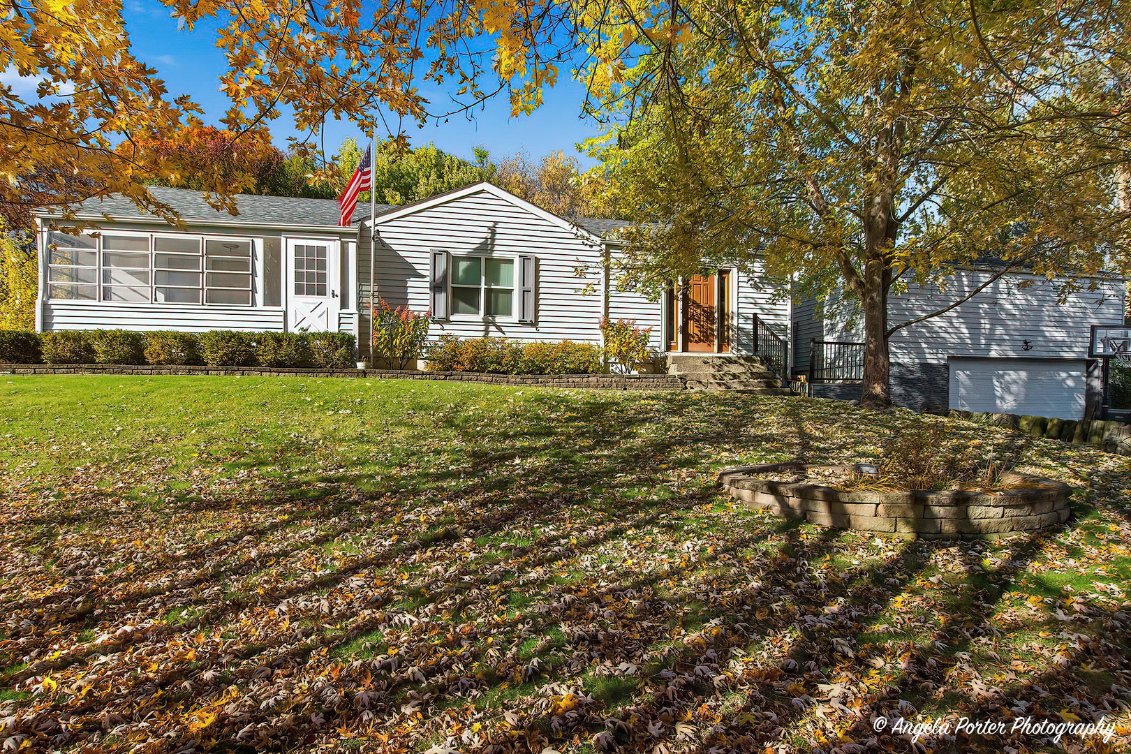 37048 N Lawrence Drive, Lake Villa, IL 60046