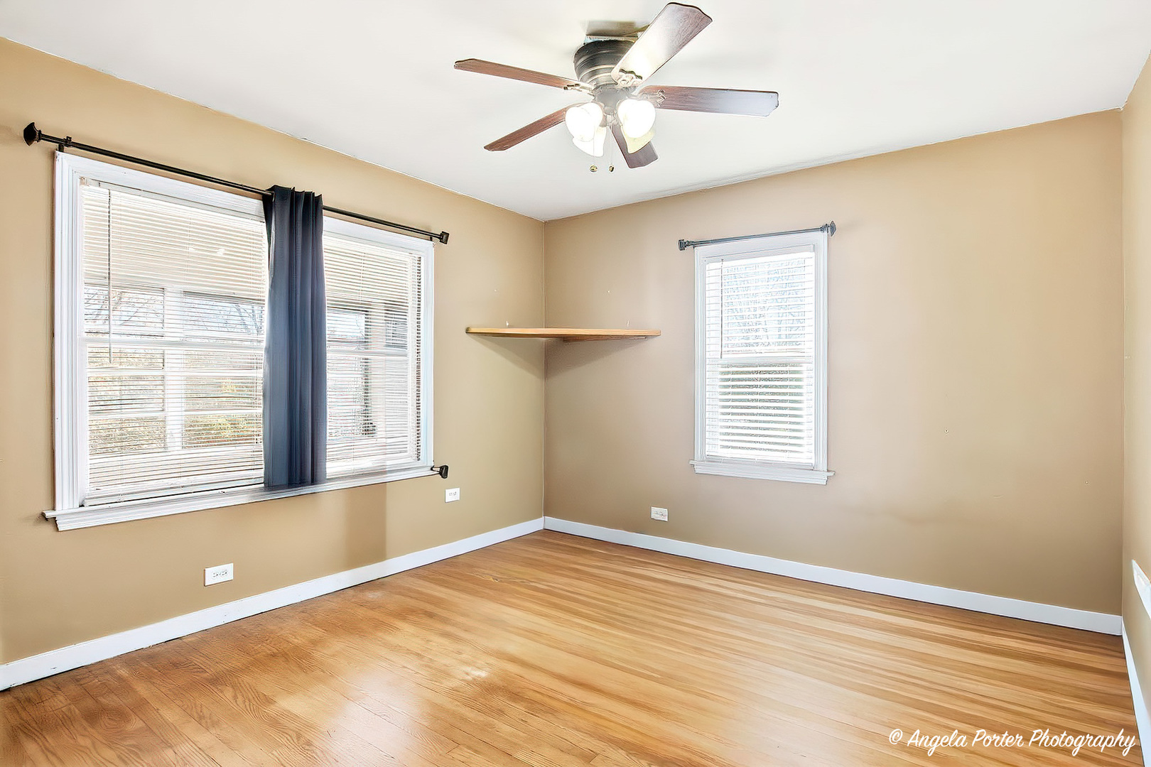 37048 N Lawrence Drive, Lake Villa, IL 60046