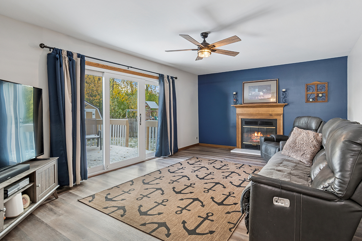 2716 Leyland Lane, Aurora, IL 60504