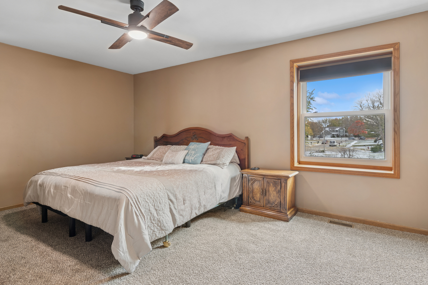 2716 Leyland Lane, Aurora, IL 60504