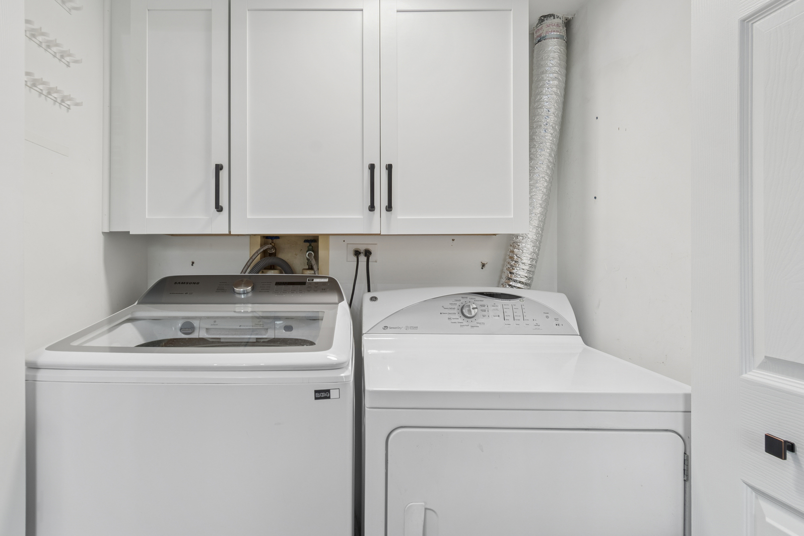 2716 Leyland Lane, Aurora, IL 60504