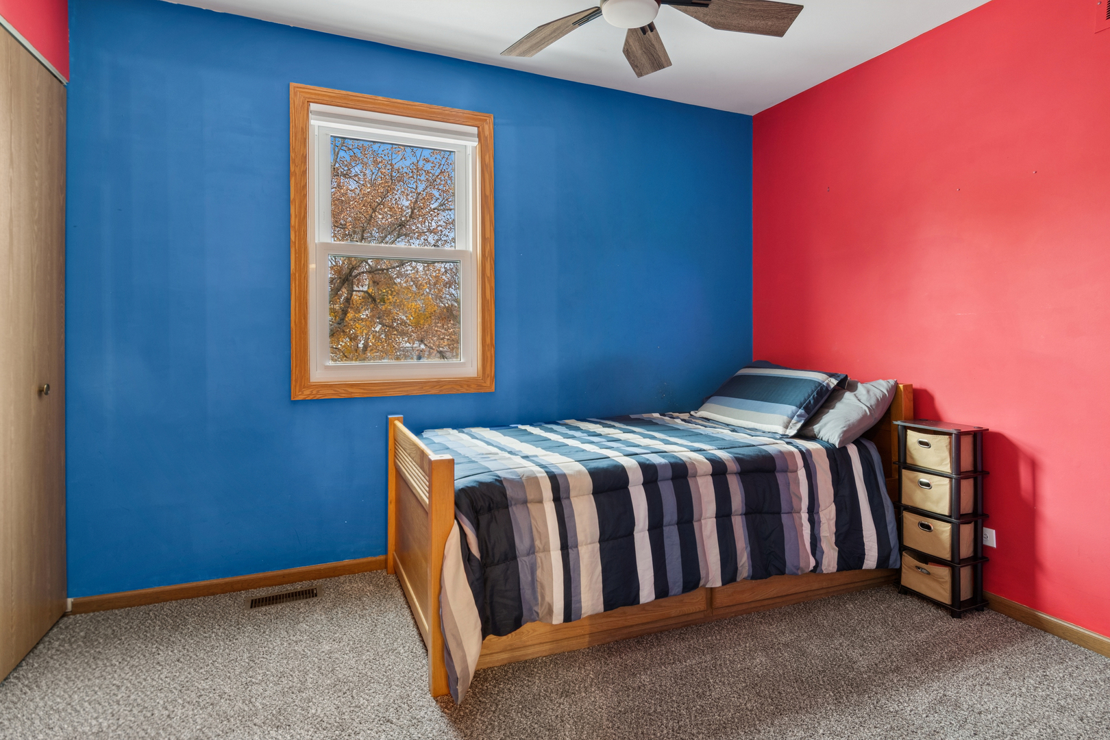 2716 Leyland Lane, Aurora, IL 60504