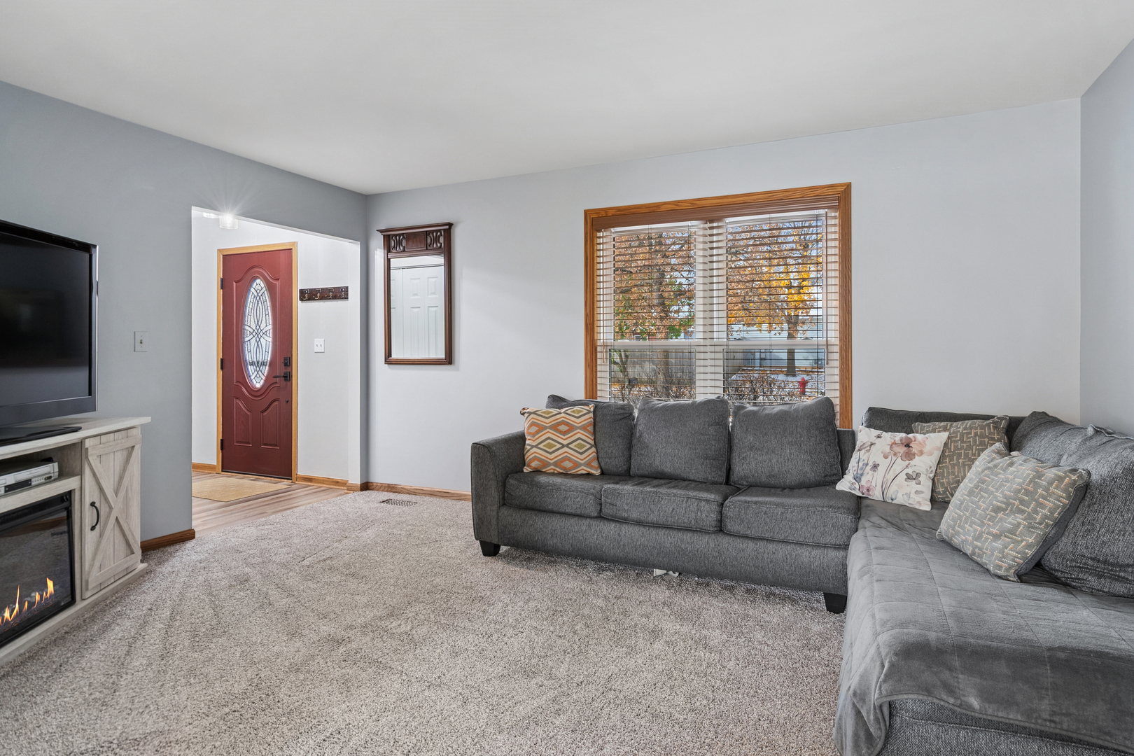 2716 Leyland Lane, Aurora, IL 60504