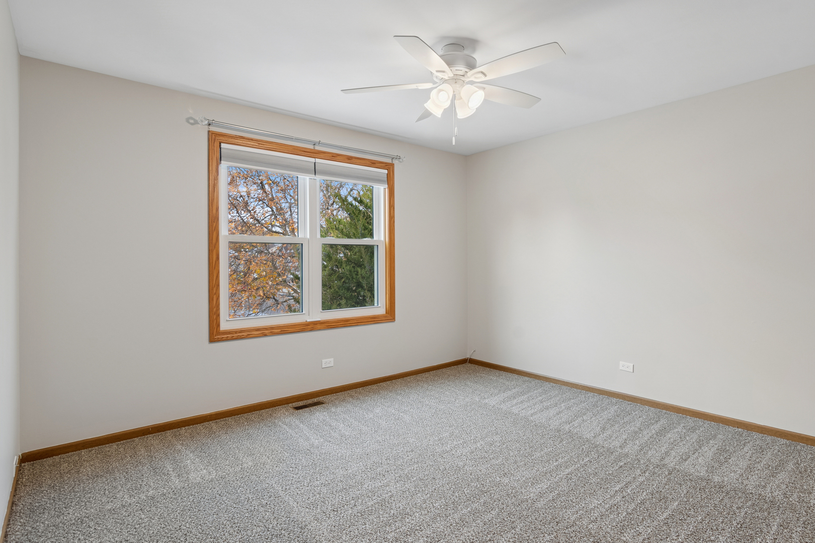 2716 Leyland Lane, Aurora, IL 60504