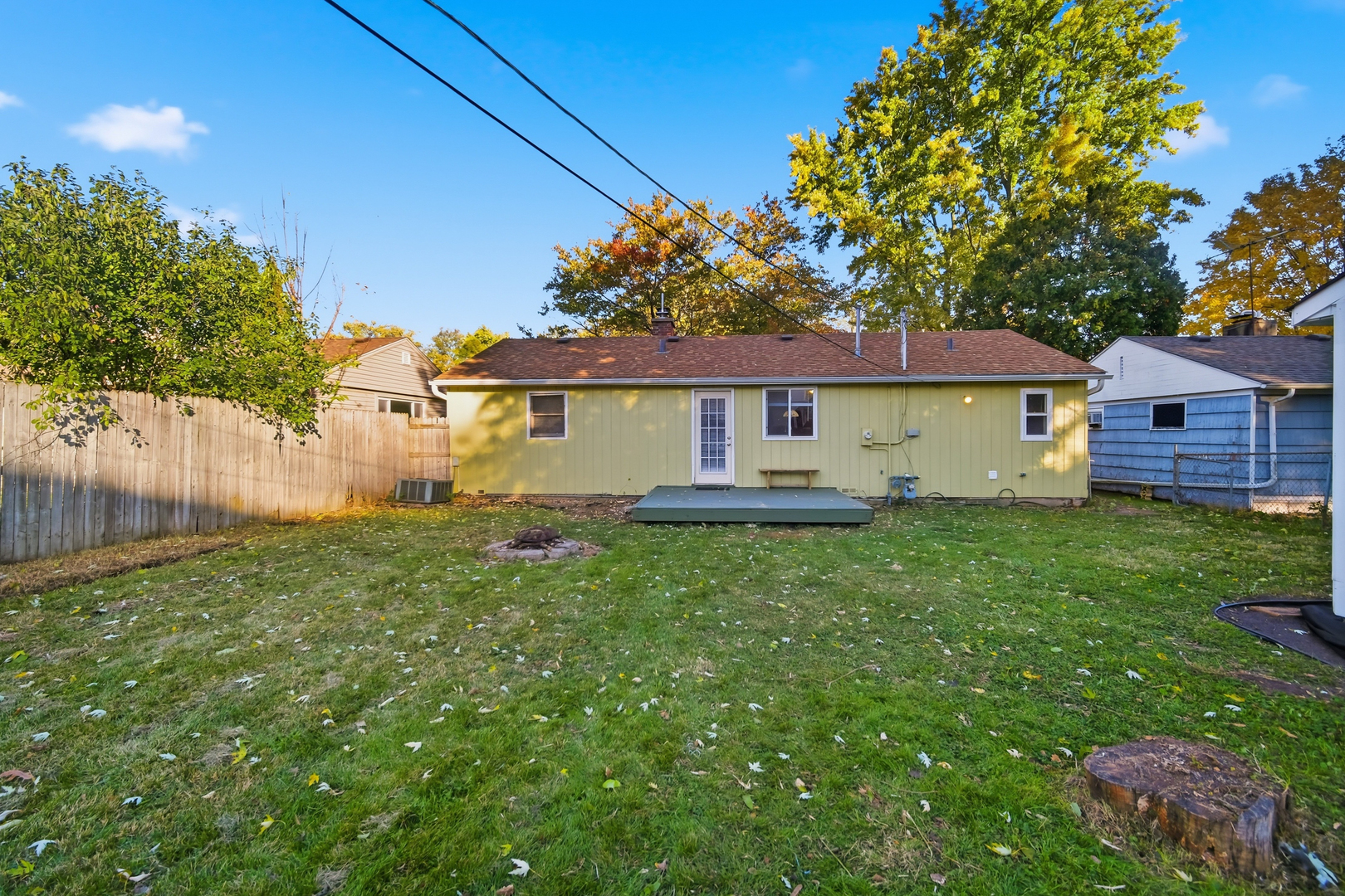 212 N KNOLLWOOD Drive, Wheaton, IL 60187